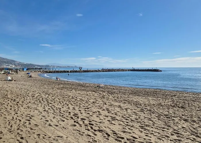 Frente Al Mar * 丰希罗拉