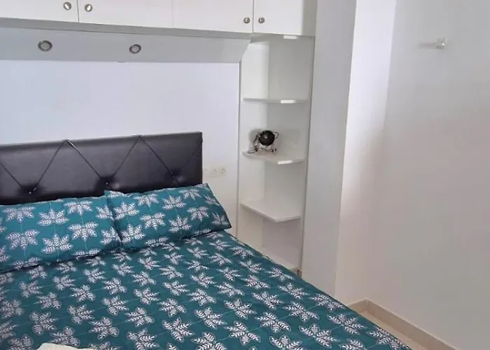 Frente Al Mar * 丰希罗拉