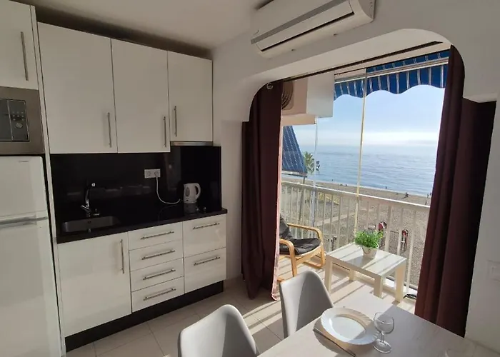 Frente Al Mar フエンヒロラ